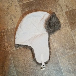 Timberland hat with faux far, white size S…